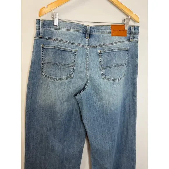 Lucky Brand Mid Rise Sweet Wide Leg Jeans Women's 14/32 Moonlit Mist Wash New - Picture 8 of 15